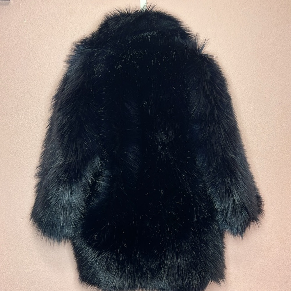 MaxMara Sportmax Women's Raid Oversized Faux Fur Coat in Ultramarine. Size L - Picture 9 of 10